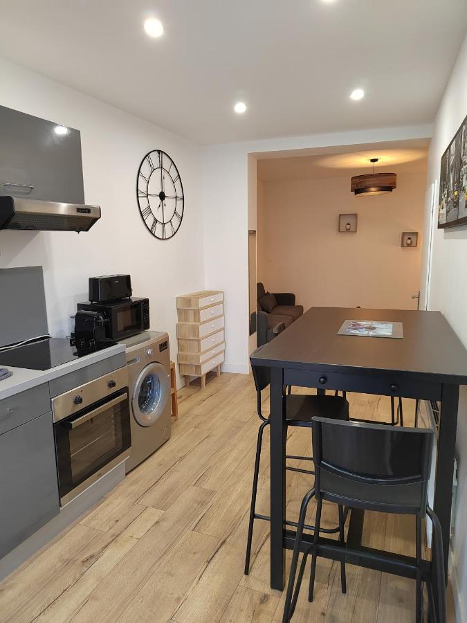 Moderne Et Chaleureux Duplex En Centre-Ville แซ็ง-ฌ็อง-เดอ-เวดาส ภายนอก รูปภาพ
