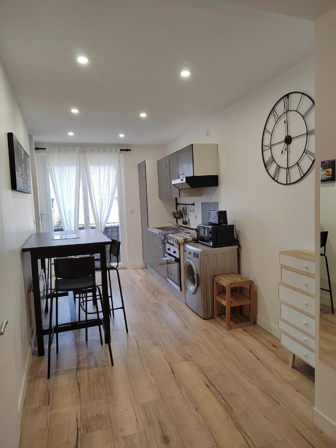 Moderne Et Chaleureux Duplex En Centre-Ville แซ็ง-ฌ็อง-เดอ-เวดาส ภายนอก รูปภาพ