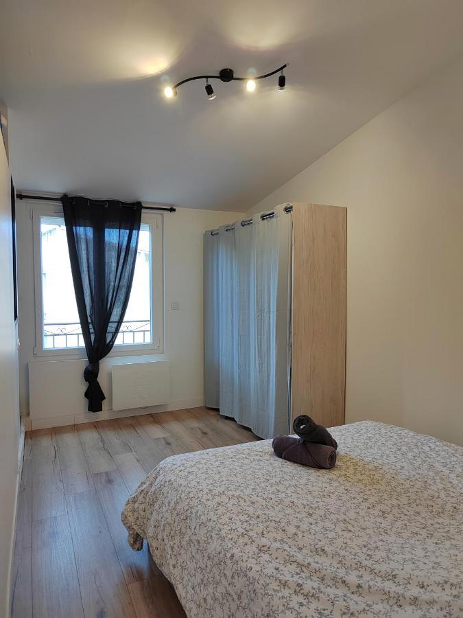 Moderne Et Chaleureux Duplex En Centre-Ville แซ็ง-ฌ็อง-เดอ-เวดาส ภายนอก รูปภาพ